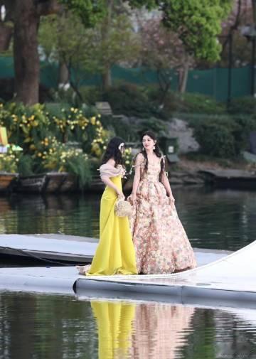 黄奕想对女儿说一声对不起黄奕谈女儿哽咽落泪 真的好心疼这种懂事的妈妈，吃苦受累从