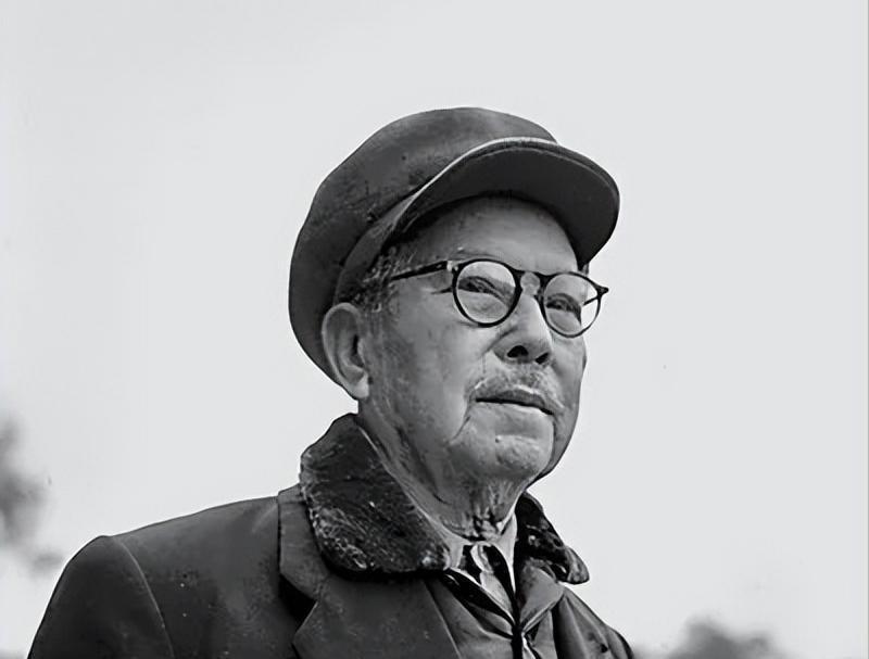 陈嘉庚到延安拜访毛主席，品尝三菜一汤后由衷感叹：这样的事情世上真的少见吗？
19
