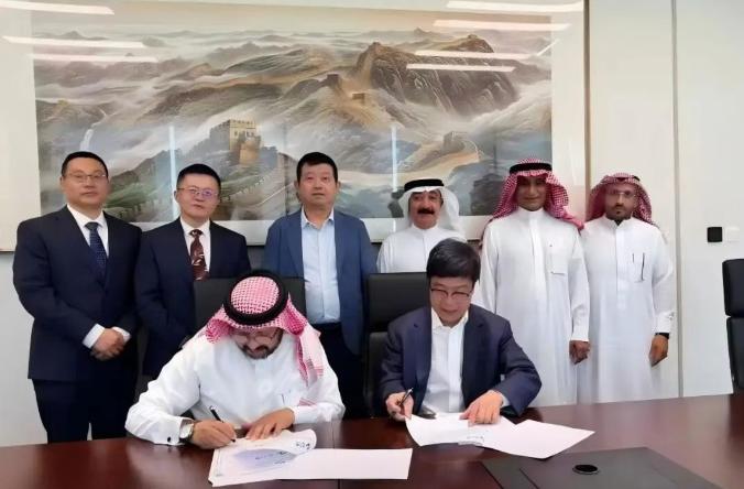 又一钢企拟在沙特建厂
一家名为达力普的国内钢企，近日与沙特一家企业签订工程顾问合