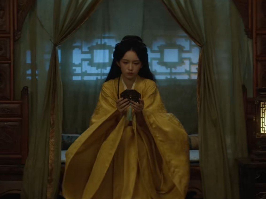 如果圆帝把华浅立为贵妃的话，那不就是华妃了吗