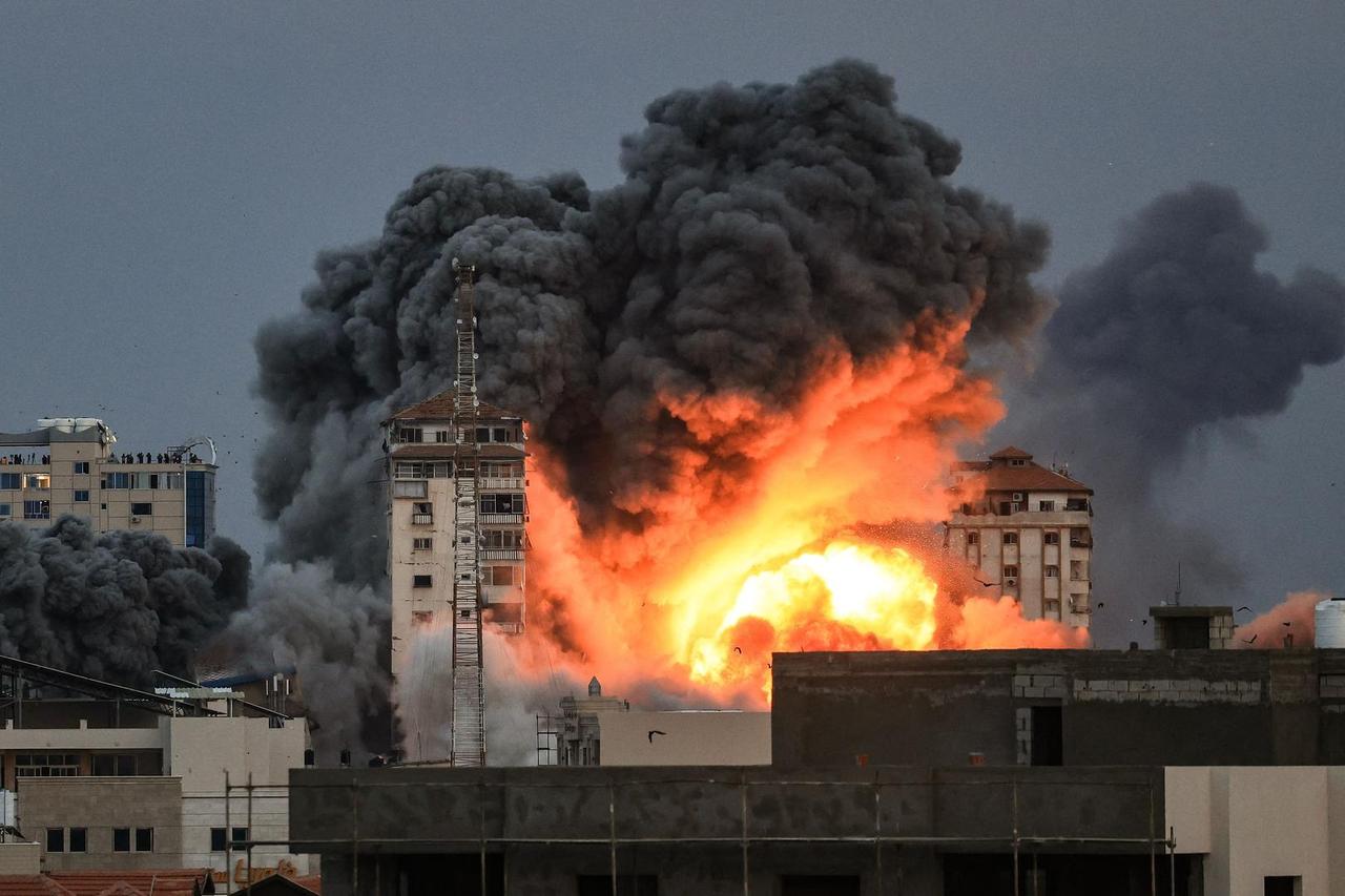 摩纳哥爆炸造成3人受伤，其中包括乌克兰富豪
摩纳哥一栋住宅楼发生爆炸，造成三人重