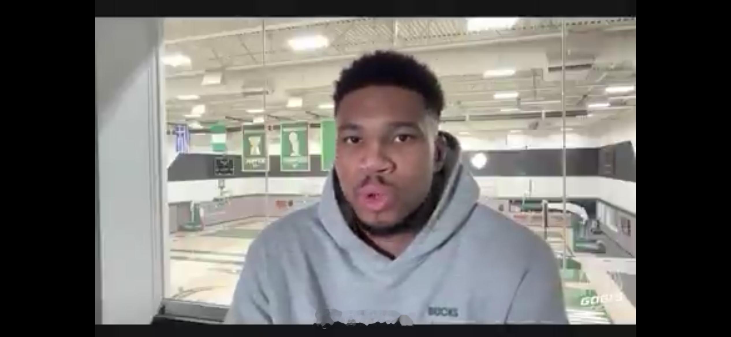 德拉季奇做播客，首期嘉宾请来了字母哥。字母哥说他是个忠诚的人，尤其对他有培育之恩