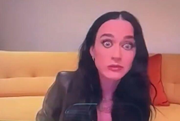 外网粉丝盘点Katy Perry职业生涯几个比较“糟糕”的决定：1.《Prism