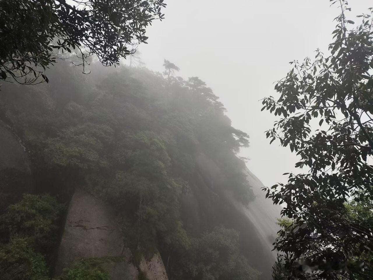 发个照片让大家猜一下是哪里？