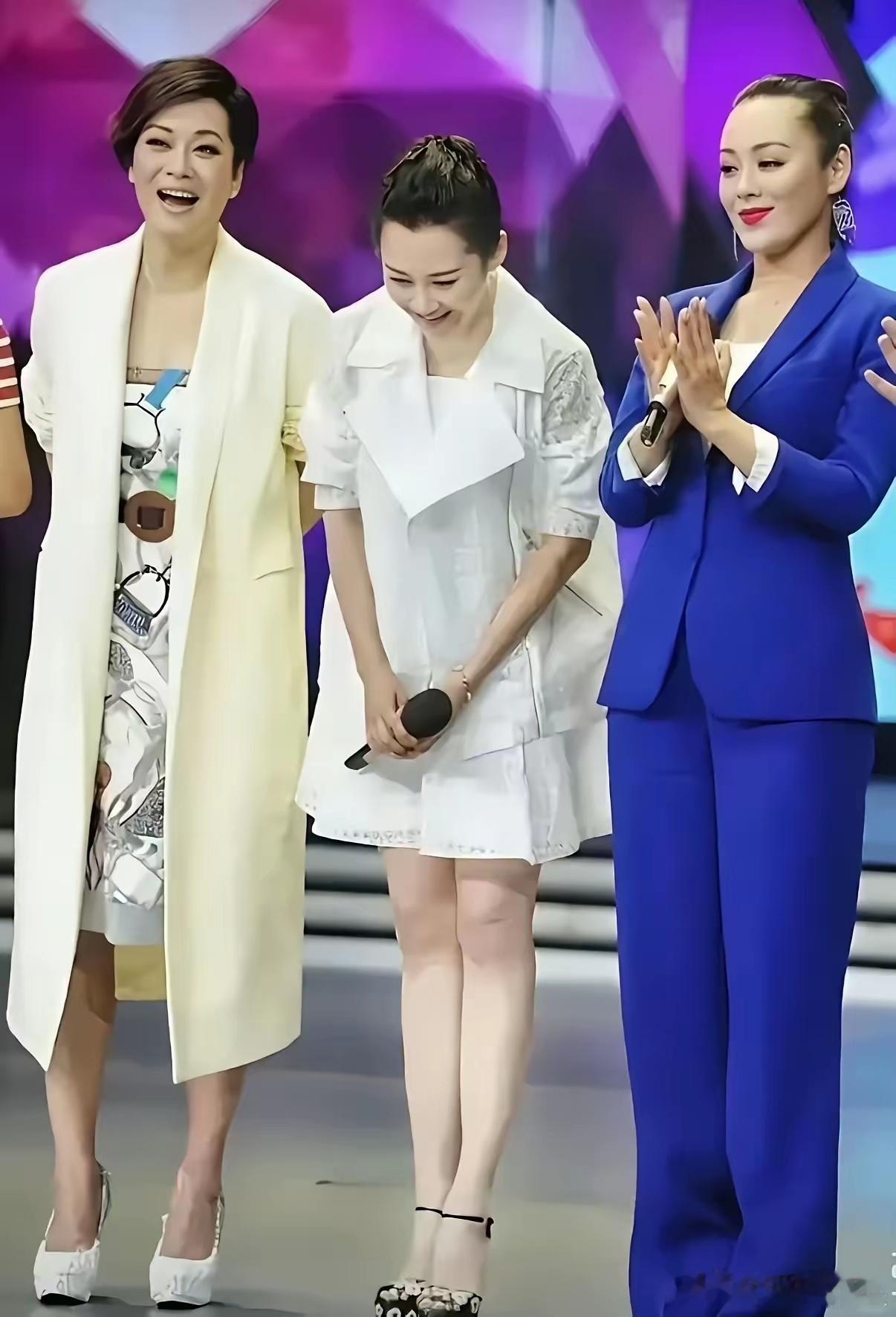关于《花少2》房车大战，突然明白了大姐毛阿敏当时为什么选帐篷。她当时连开了8个小