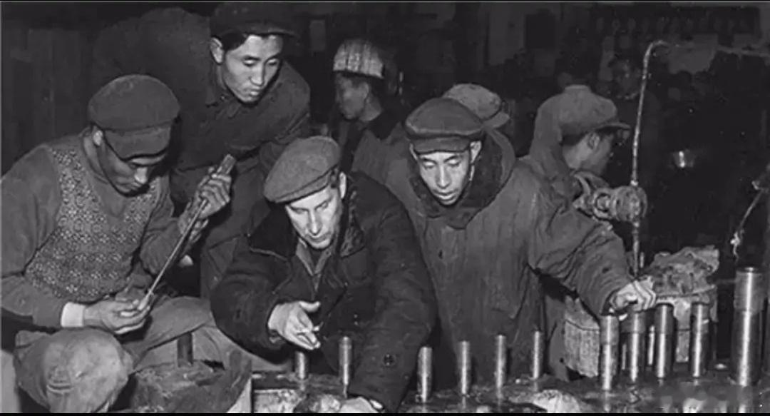 苏联对新中国的援助，是人类历史上规模最大的知识产权转移，空前也是绝后的，156个