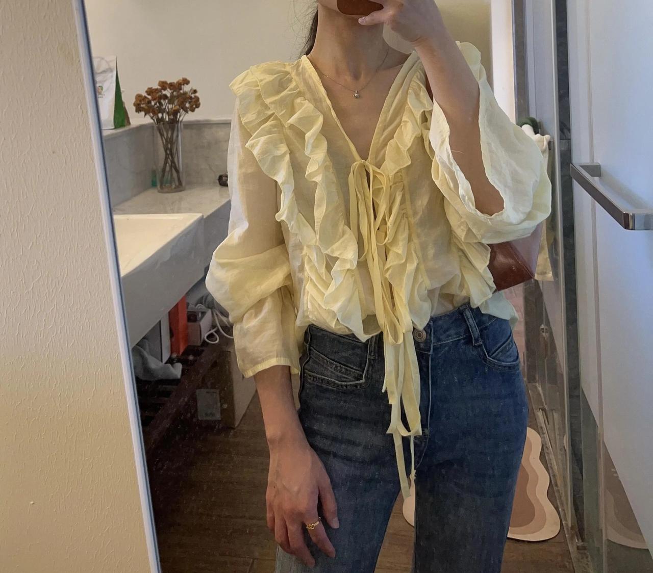 江西式相亲恐怖如斯
依然是那种今天见面明天就要定亲的模式
这是2025年能发生的