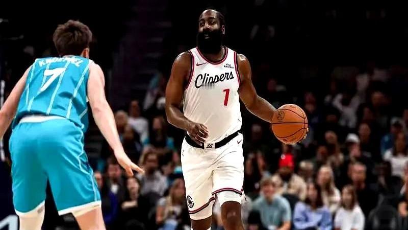 放走鲍威尔，快船这操作真是让人看不懂。

最近热火打快船，鲍威尔替补上场25分钟