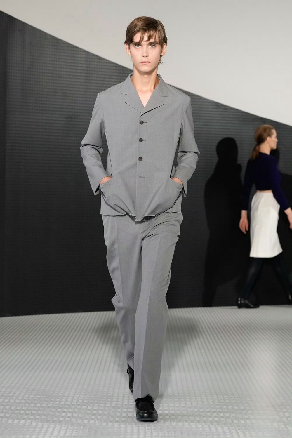 Jil Sander 2026春夏系列新创意总监Simone Bellotti的