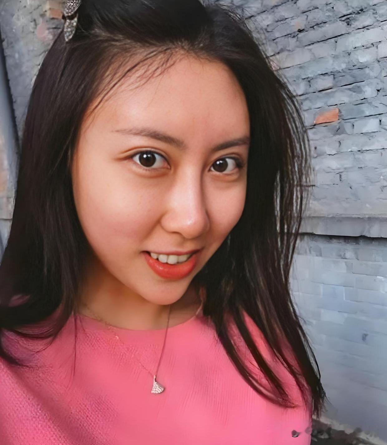 贾平凹对网友们的踏阀终于有了新的回应，不过他避重就轻的态度显然公众是不接受的？身