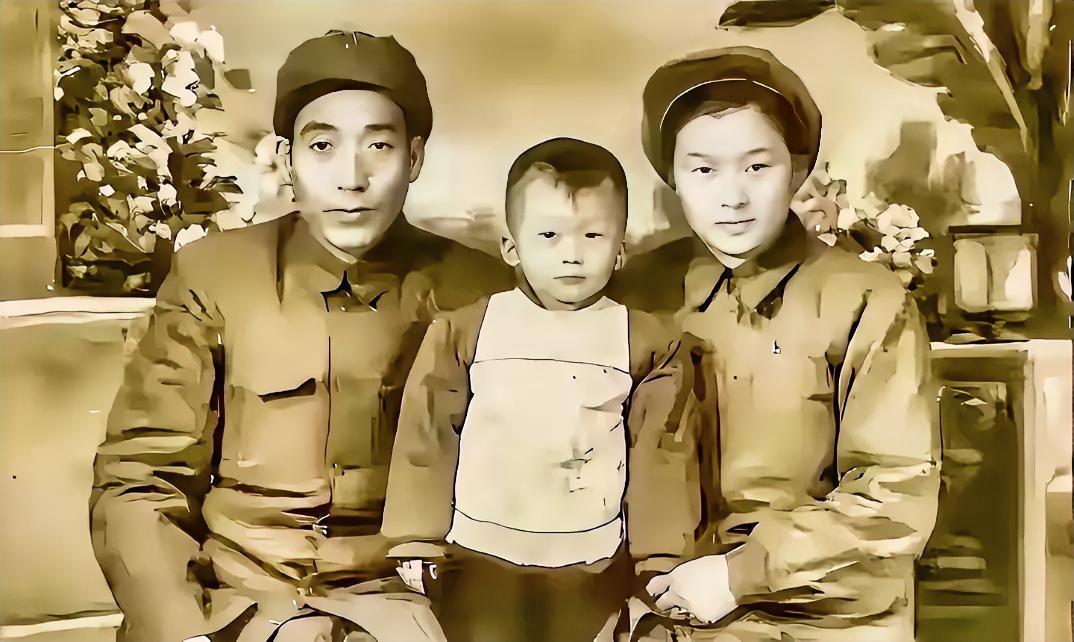 1952年，志愿军铁道兵三师师长黄振荣回国治病，给他看病的女军医周兰说，她和恋人