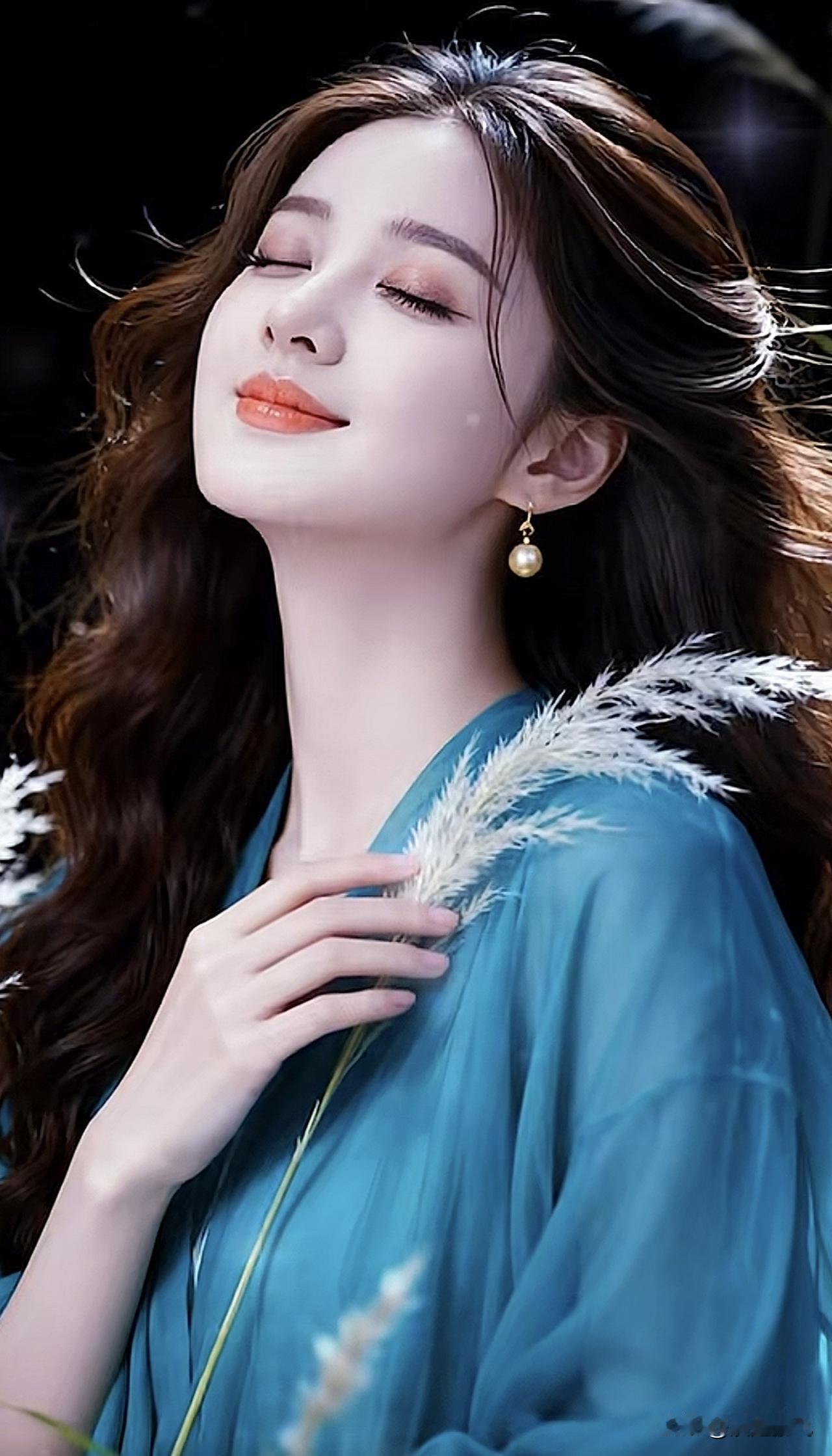 温柔蓝调，梦幻少女，轻盈飘逸，唯美如画。温柔甜美少女 自然系少女感 梦幻少女感 