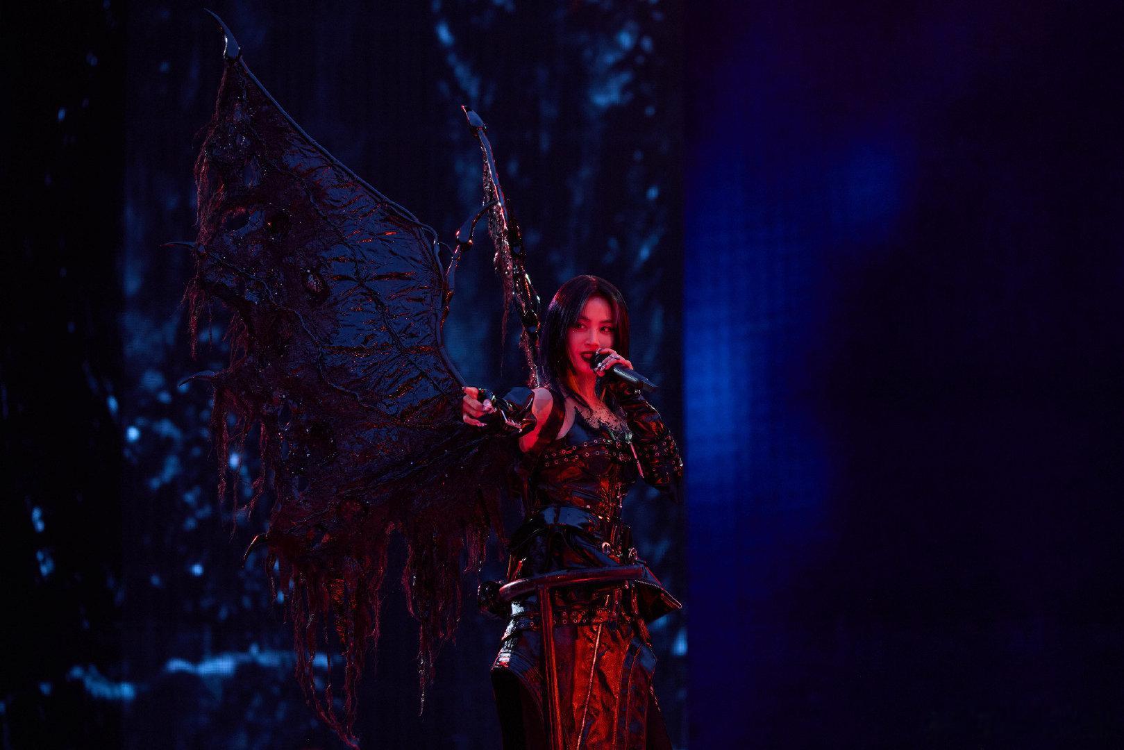 马龙追星蔡依林马龙来看蔡依林鸟巢演唱会了能让奥运冠军专程奔赴鸟巢打卡的演唱会，也