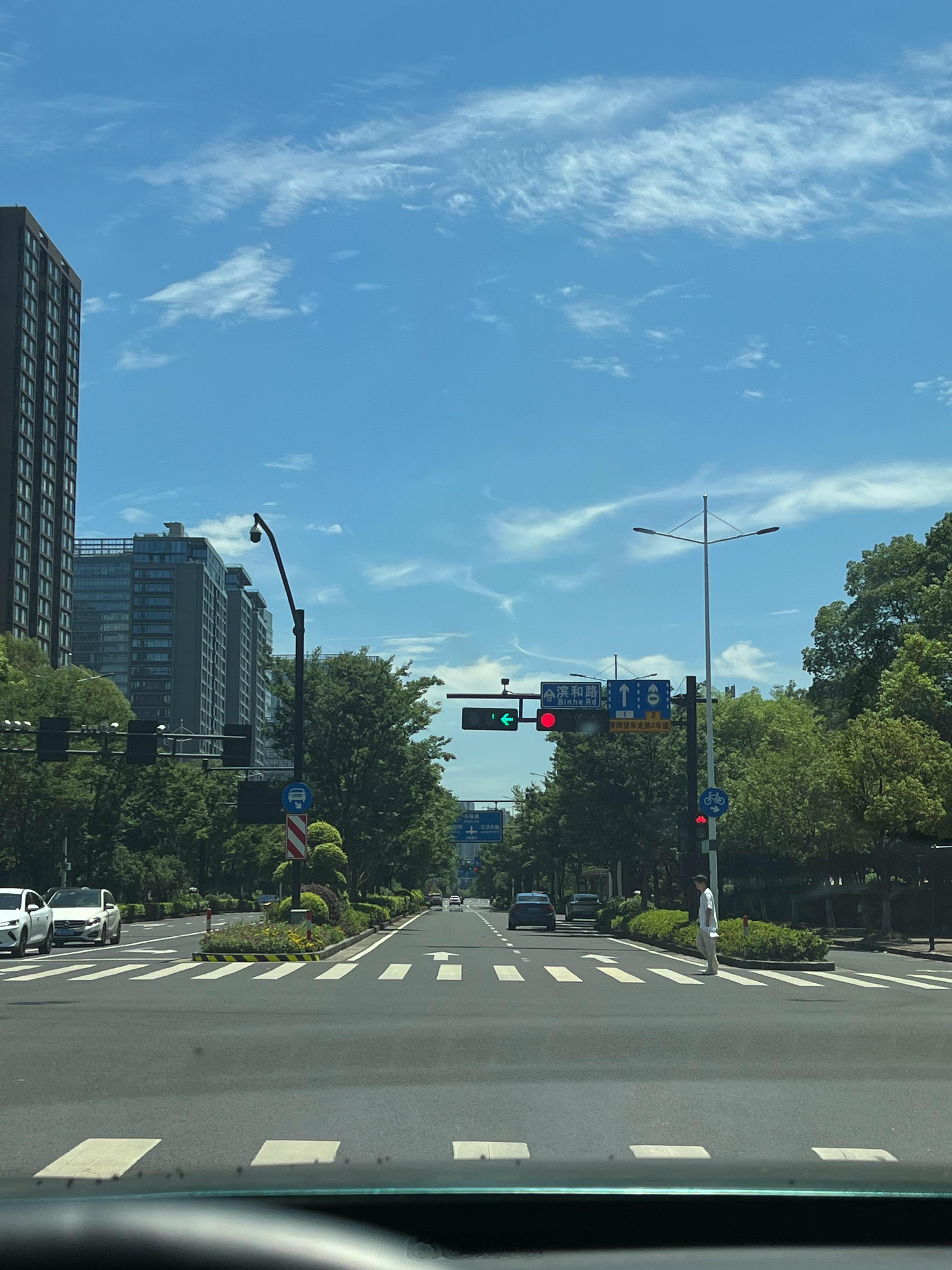 看着这个天，明天是真的危险了 