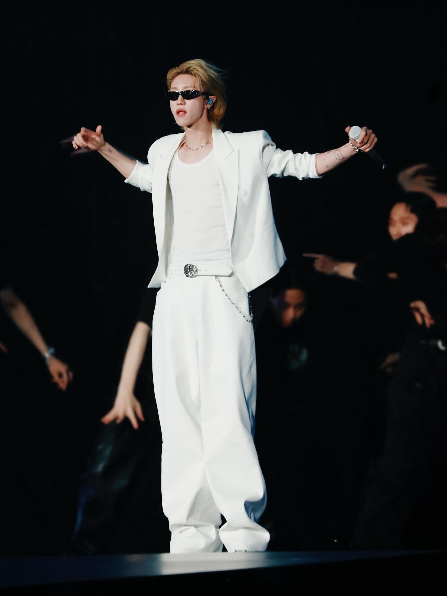 我家爱豆说啥了 “想见却不能相见的灵魂 未来一定会相见”            