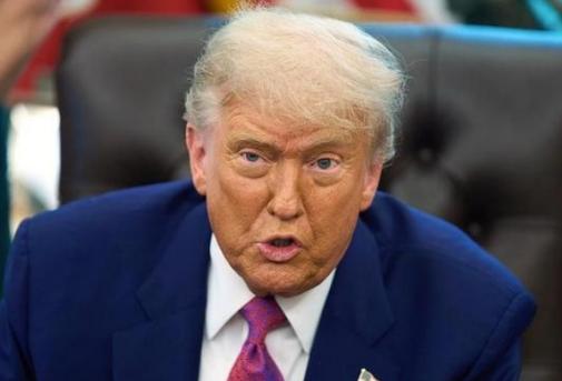 现在终于明白了，为什么特朗普与中国的贸易战突然熄火了，原来不是美国政府认输了，而