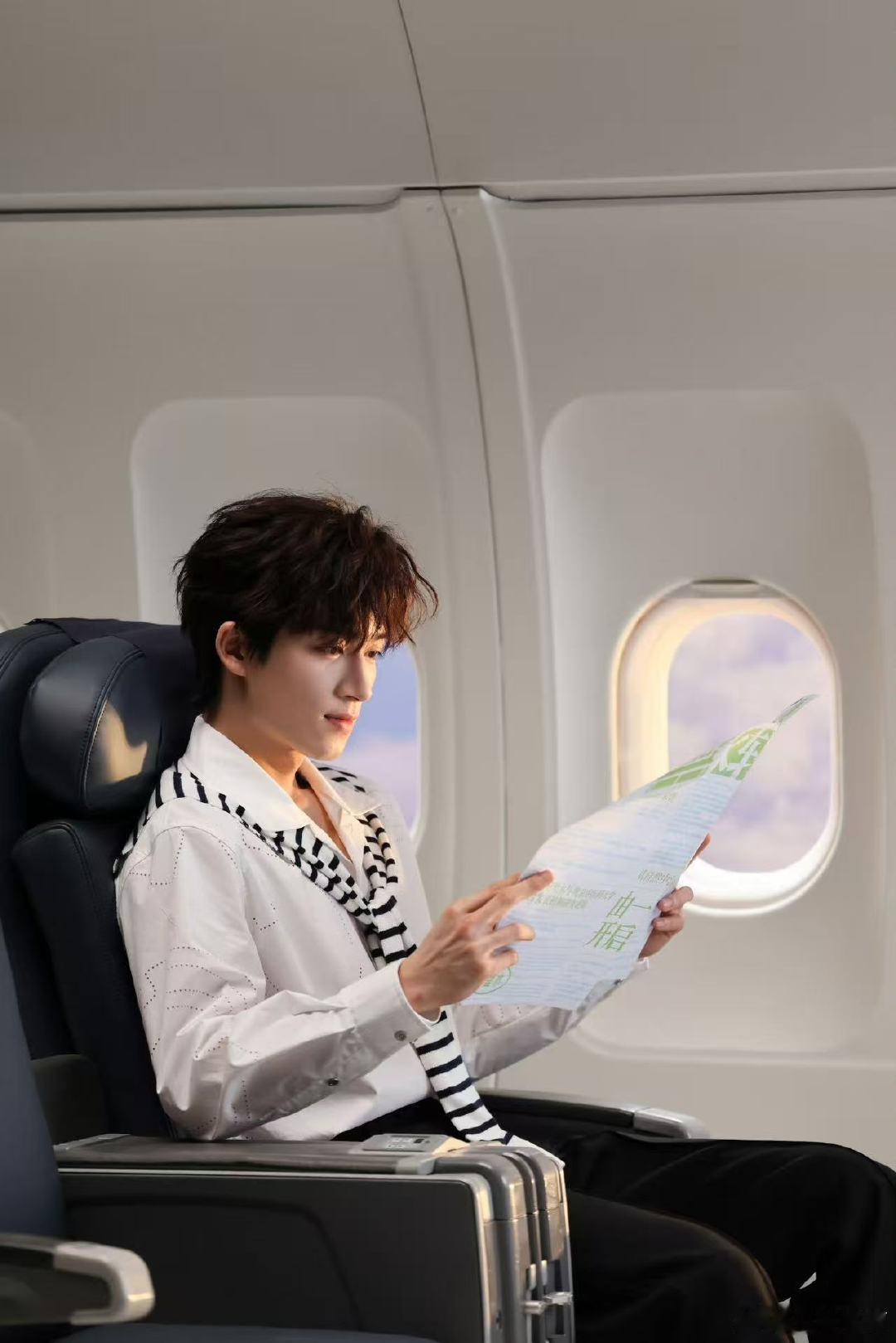 王星越用一句湖南话要求自己 王星越每天说几百个字热嘴 自律且努力，低调又踏实！王