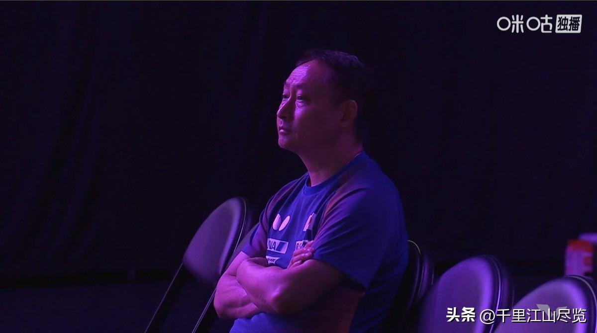 张本智和说，岸川圣也听，张本宇看！
      北京时间今晚，2026WTT横滨