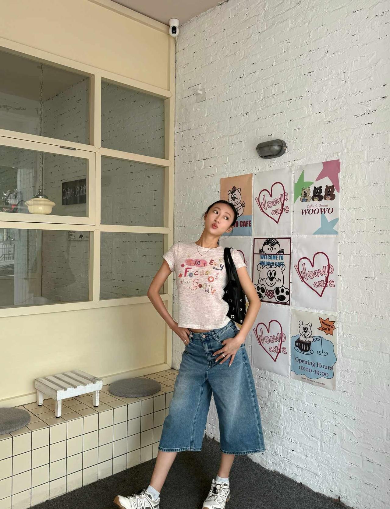 🛼夏日元气少女穿搭ᰔᩚ ᥫᩣ
越长大越喜欢穿的显减龄了
这就是老来俏吧🙃
入