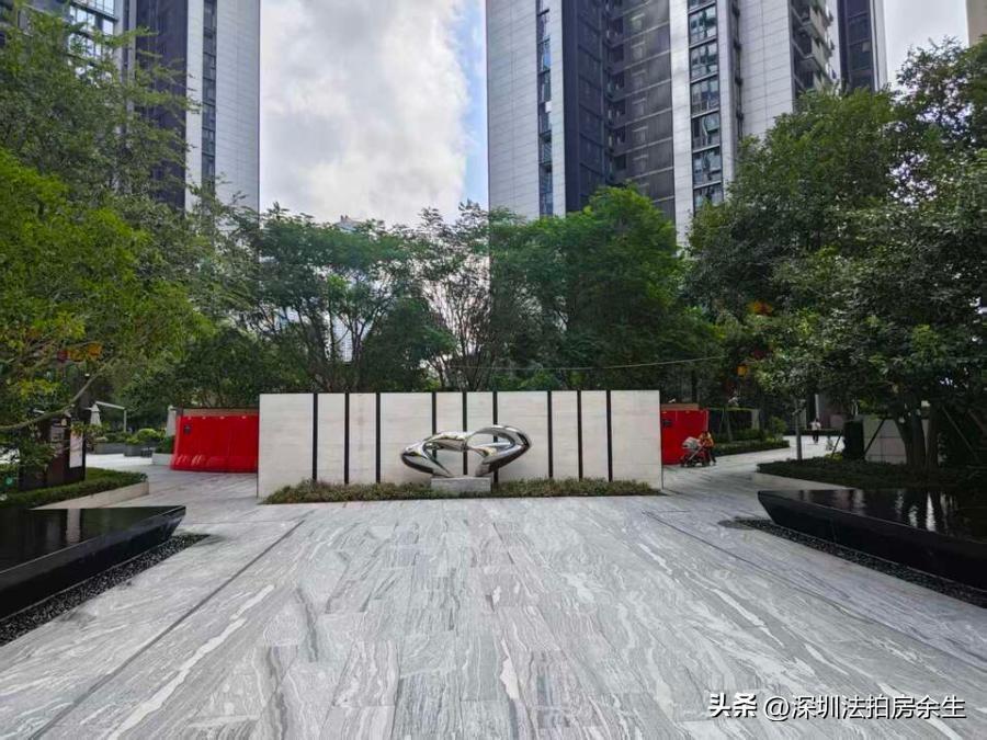 科技园次新豪宅8万拍卖，视野好/看高尔夫，润玺一期只要6.6折拍卖~

‌润玺一