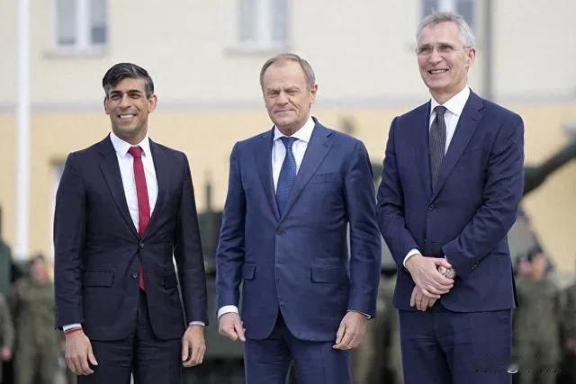 刚刚英国首相苏纳克宣布“有史以来最大军援”
苏纳克宣布了对乌克兰的“有史以来最大