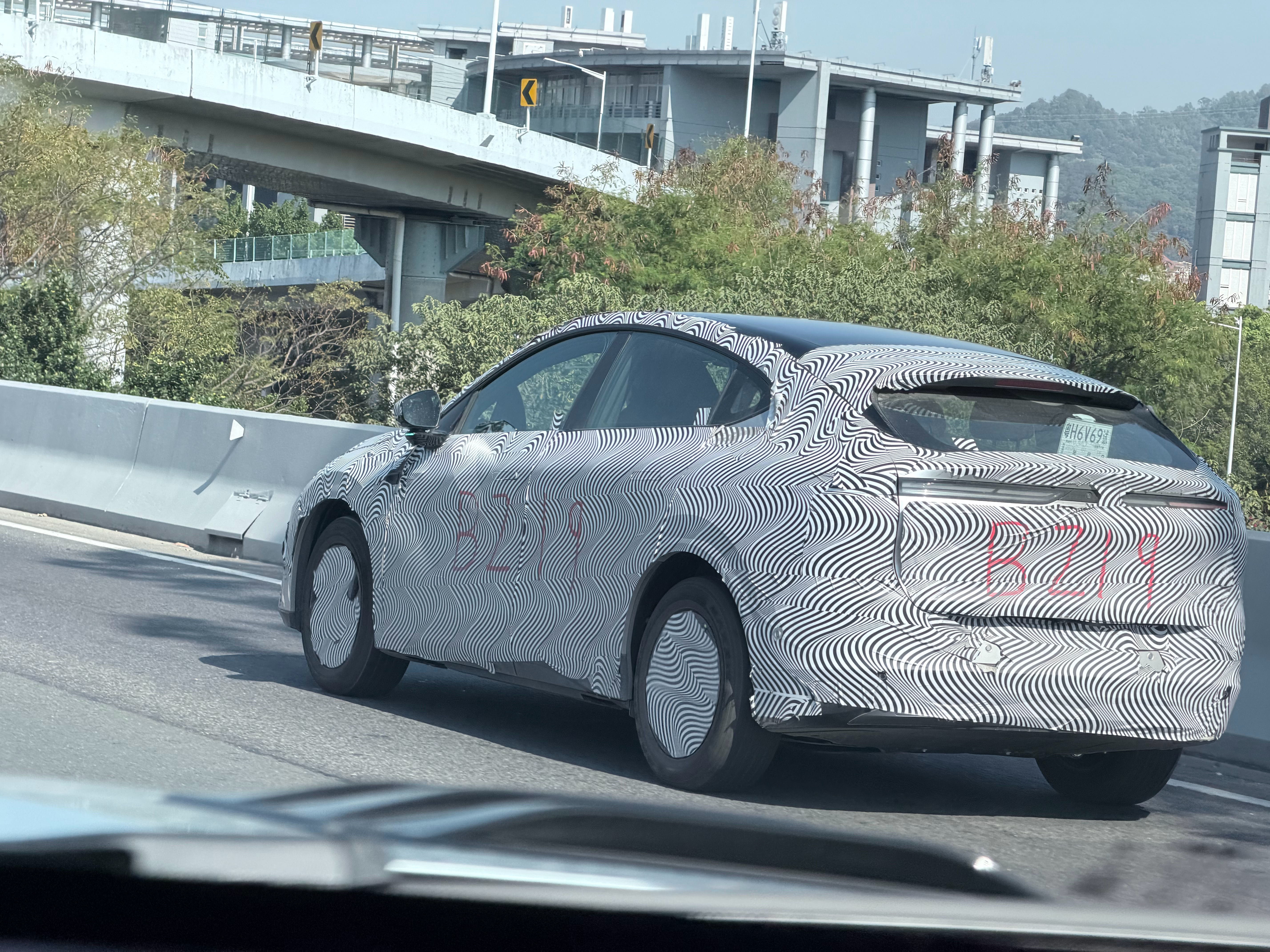 看到BZ就觉得是丰田的测试车