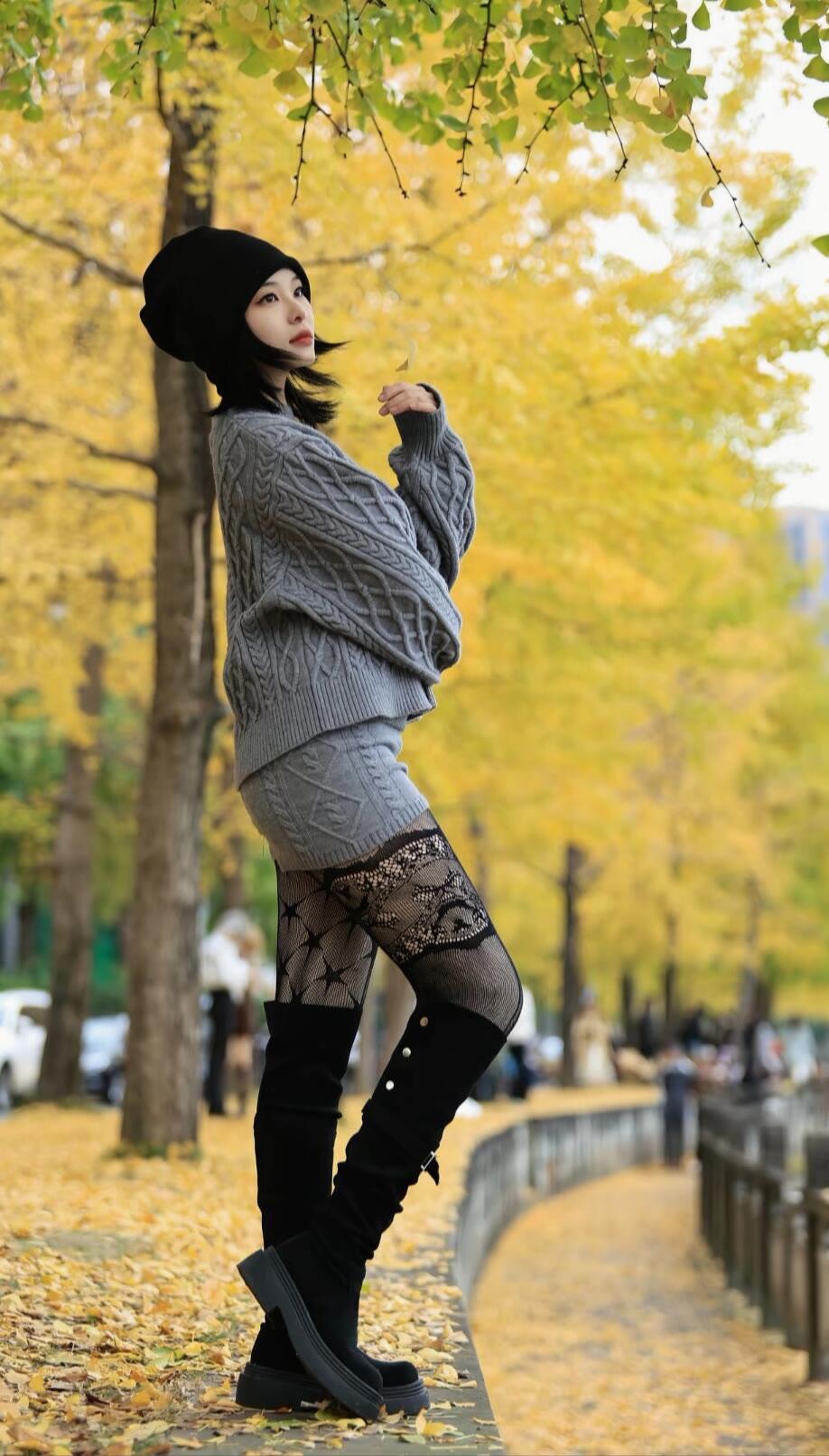 每日搭配分享·时尚穿搭毛衣的季节