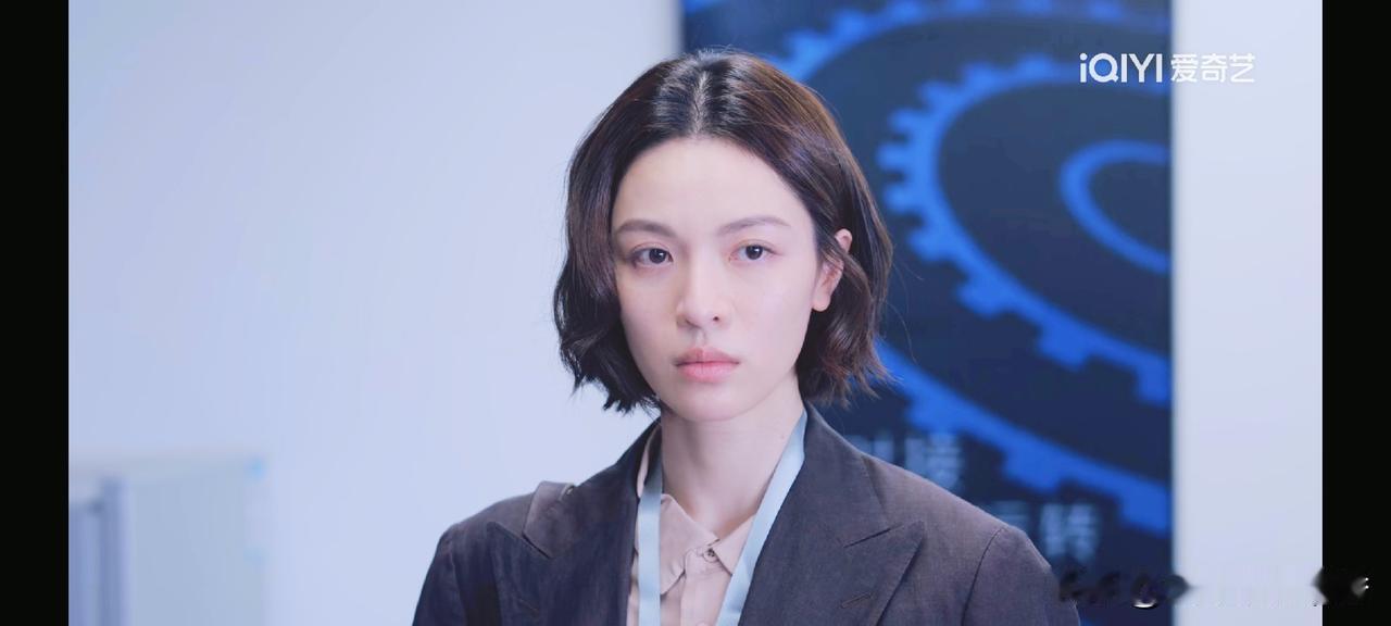 电视剧《蝉》最新剧情中，原来赵屹杰（郑云龙 饰演）背后的大佬是毕文浩（于伟 饰演
