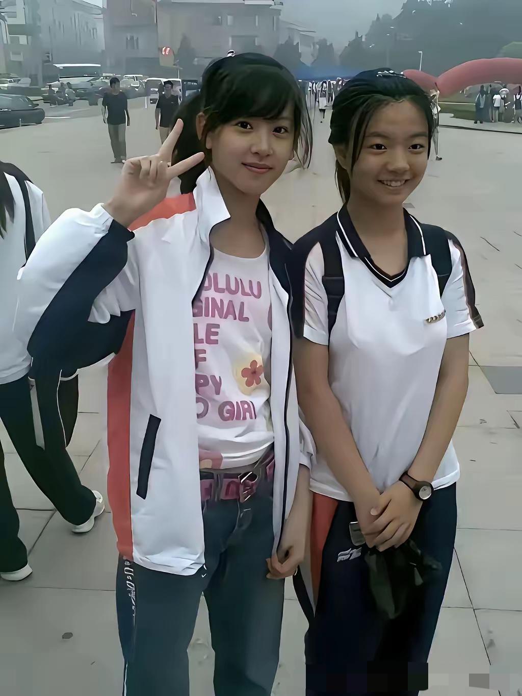 真羡慕和章泽天合影的同学