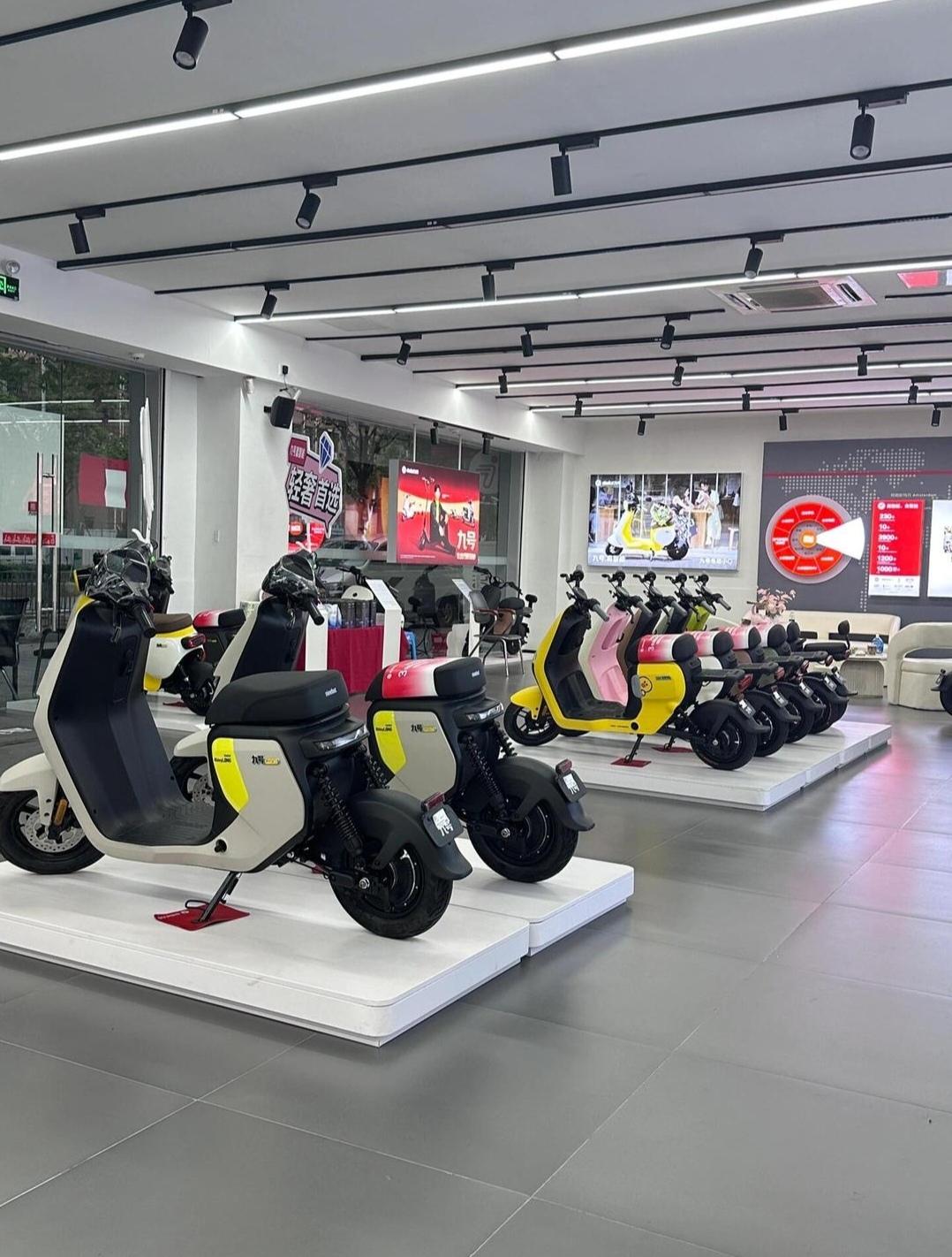 做电动车生意进货都有哪些渠道？
想做电动车批发，进货门道可不少。进货渠道分线上线