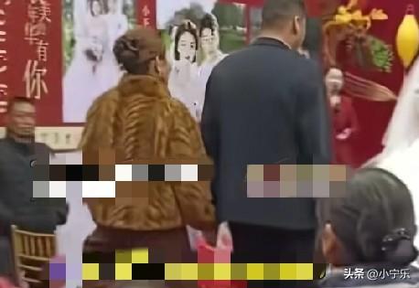 安徽淮北一对夫妻是重组家庭，男方带一个大男孩，女方带一个姑娘，老两口重组家庭3年