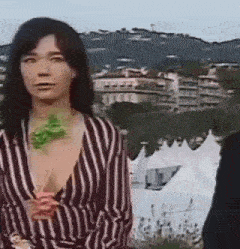 bjork[超话]  最近心情如下： ​​​