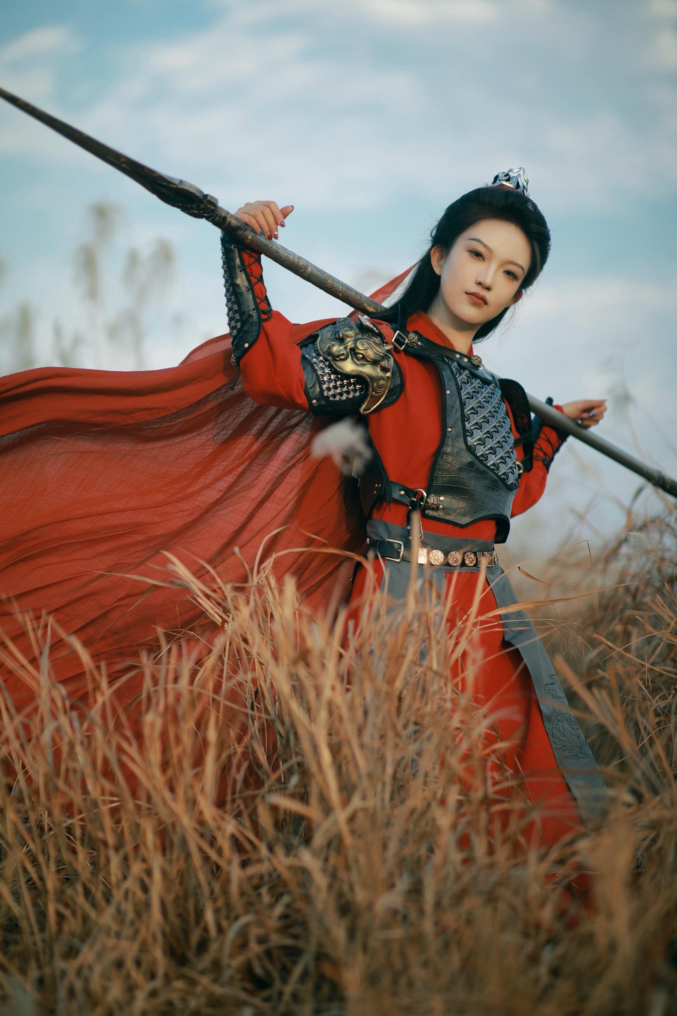 战场之上 你应称我为将军。