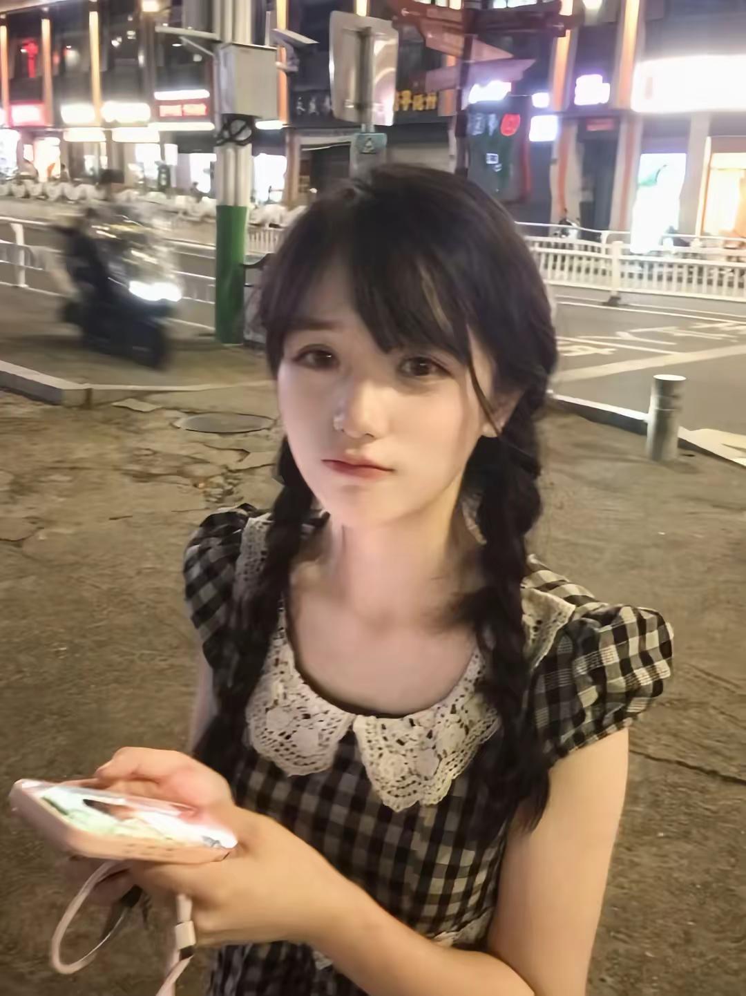 今天你装扮的格外美丽08