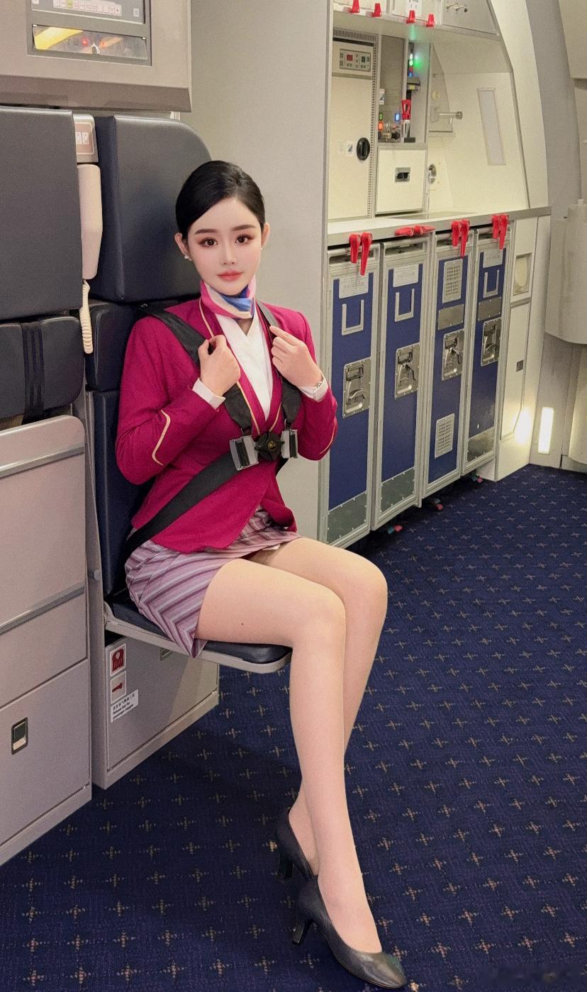 南航空姐，降落啦。 ​​​
