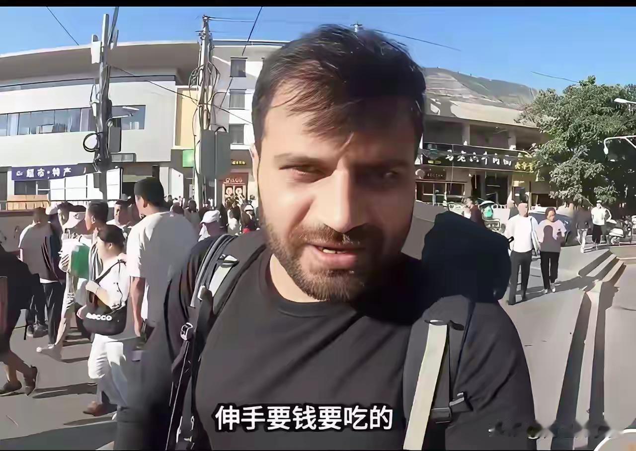 碰到印度穷游的最好不要理睬他们！
不是咱们不好客，也不要顾虑怕影响了自己的声誉，