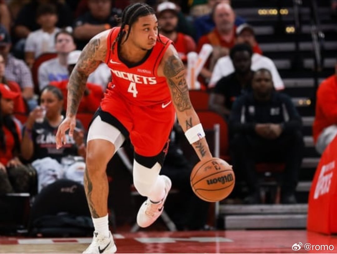 火箭 已经用完了JD·戴维森在双向合同下的所有NBA比赛资格场次。戴维森在双向合