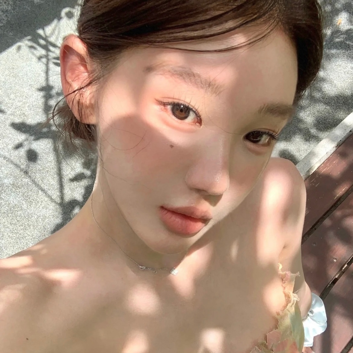“乌云会有时，总会有风来。” ​​​