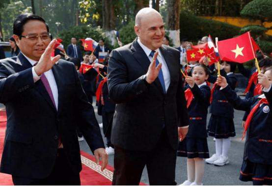 终于敲定了！越南盼了多年的首座核电站，现在直接跟俄罗斯合作，两国总理亲自签字。