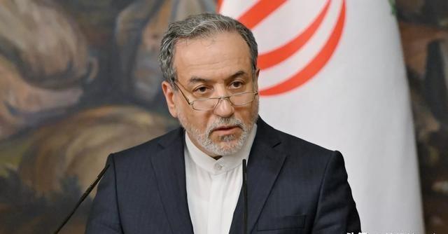 替日本人说出真心话的，居然是一个伊朗外交官——这条推文让4万个日本人点了赞，因为