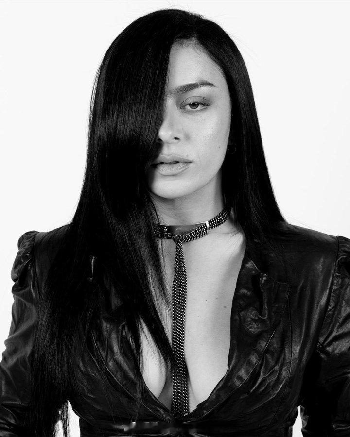 Charlixcx Charli xcx发文发推夸赞Tinashe：“Tinas