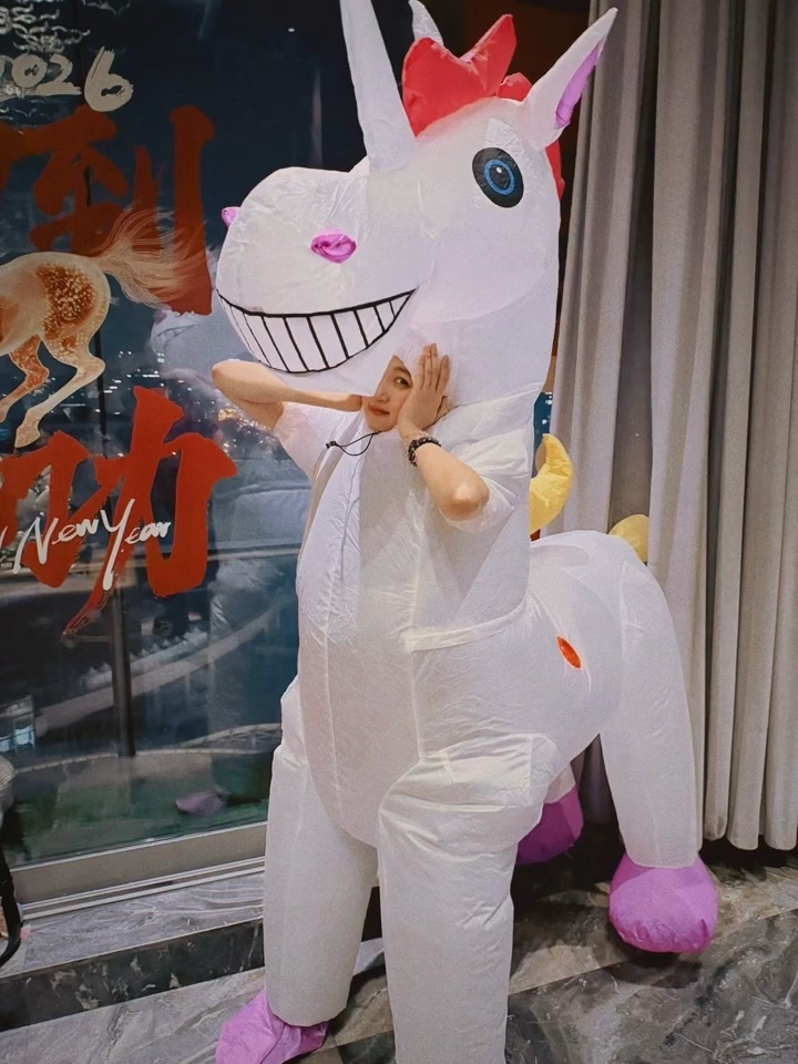 除夕快乐，马年大吉！好可爱呀