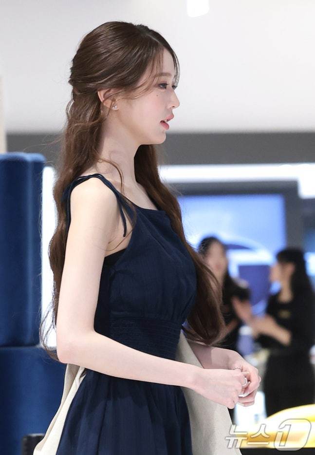 满分女又来新闻图出神图了