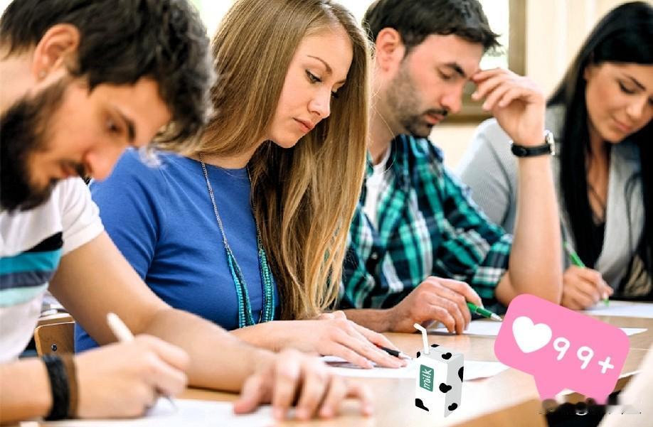 这下藏不住了！
不用旁人动手
留学生自己就“暴露”了

最近一份留学生试卷突然火