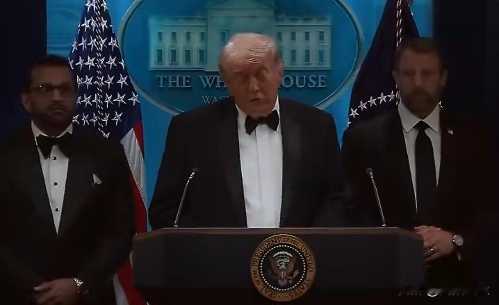 特朗普也害怕了吗？他说:“鉴于今晚发生的事件，我呼吁所有美国人再次发自内心地致力