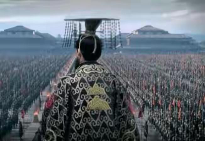 世人皆惋惜扶苏惨死，却少有人窥见秦始皇的无尽孤独。他一手缔造盛世，背负暴君的骂名