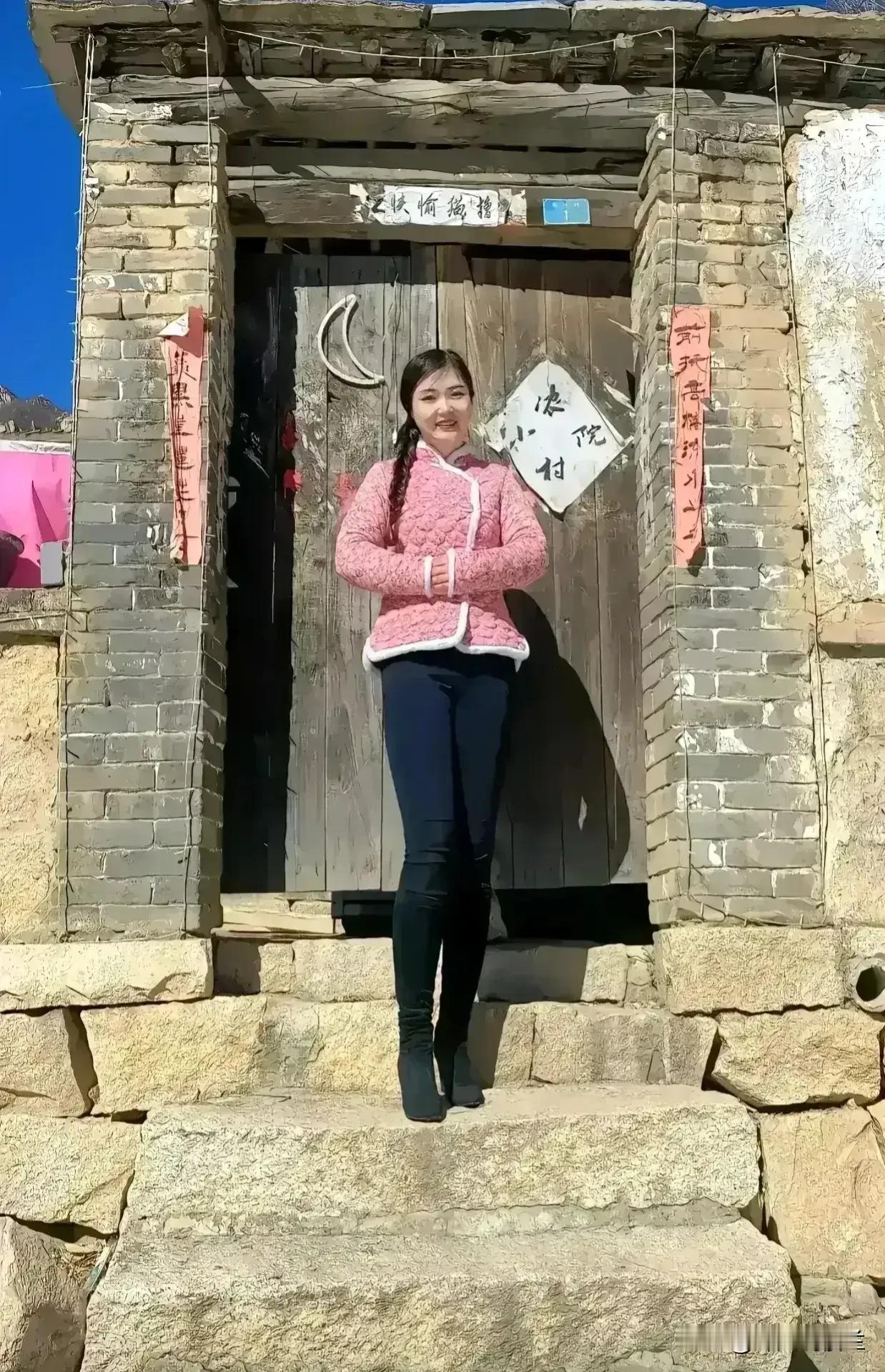 美丽的乡村，让人心醉神迷。#秀几张农村美图# #农村风光别样美# #村头美到村尾