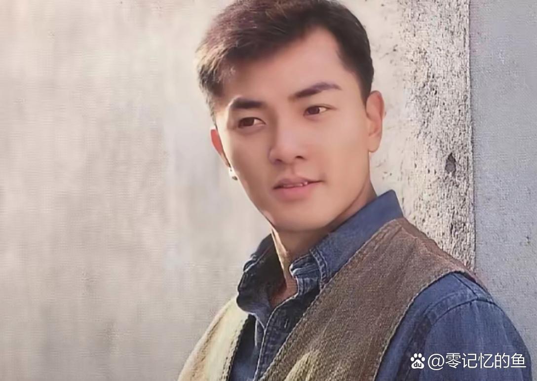 郑伊健年轻时候好帅。 