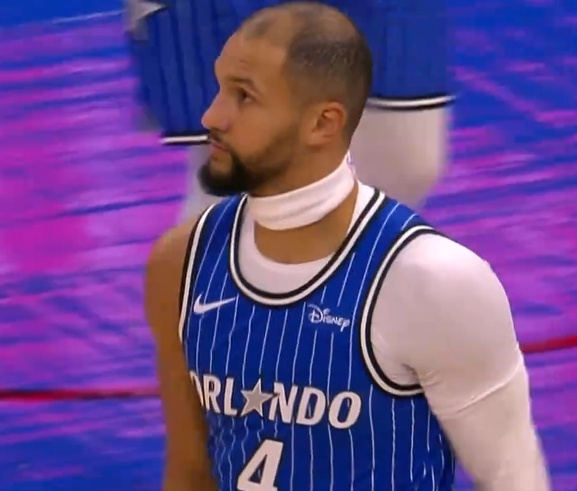 为什么带脖子上？ 