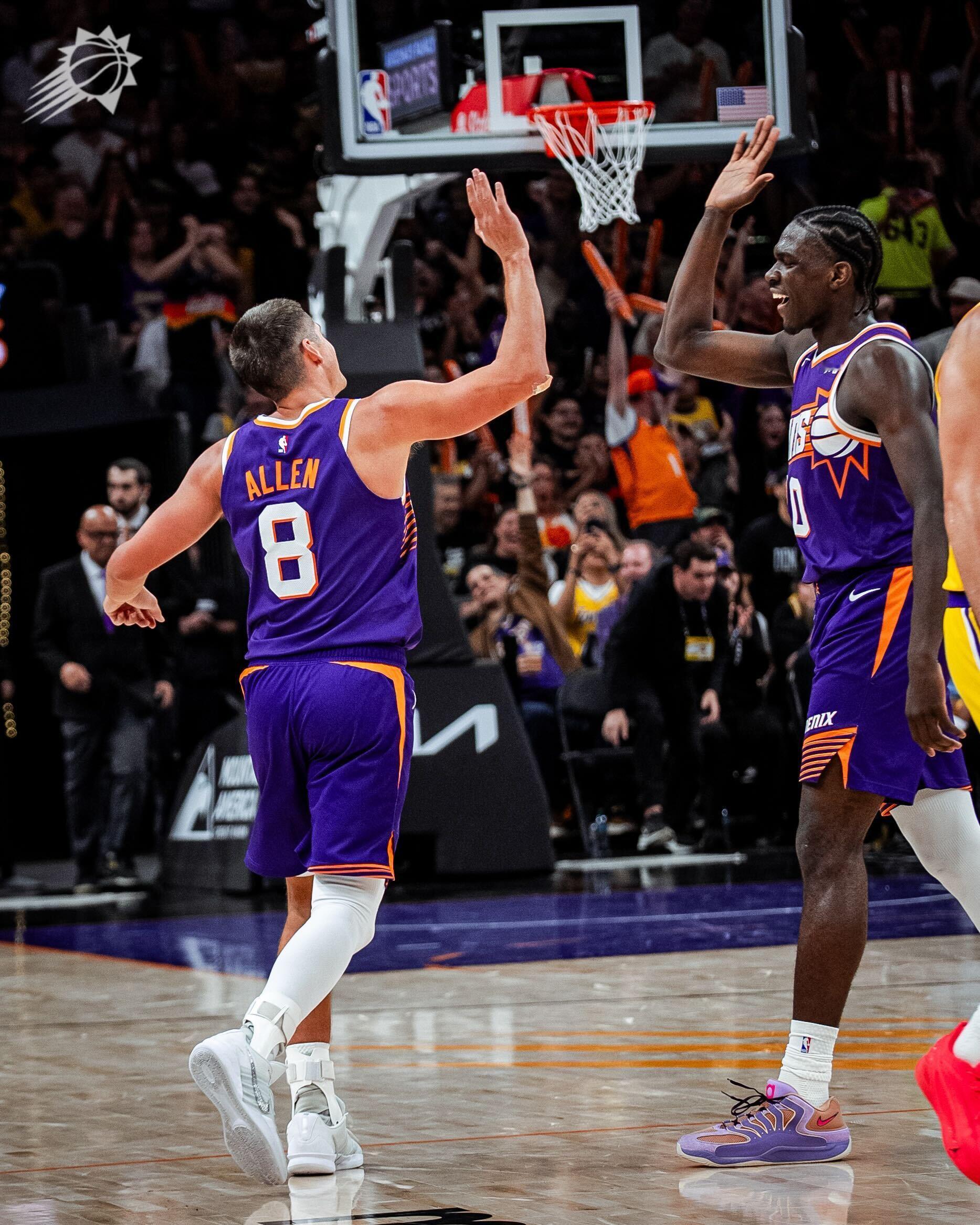 再进一球！！！格雷森-阿伦登场20分钟，已经砍下24分‼️菲尼克斯太阳 ｜旭日东